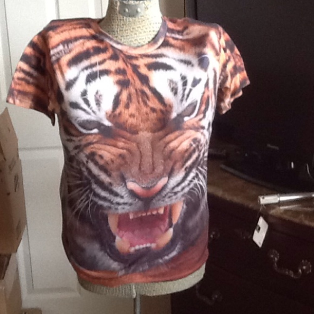 Givenchy shirt 500 In stores.